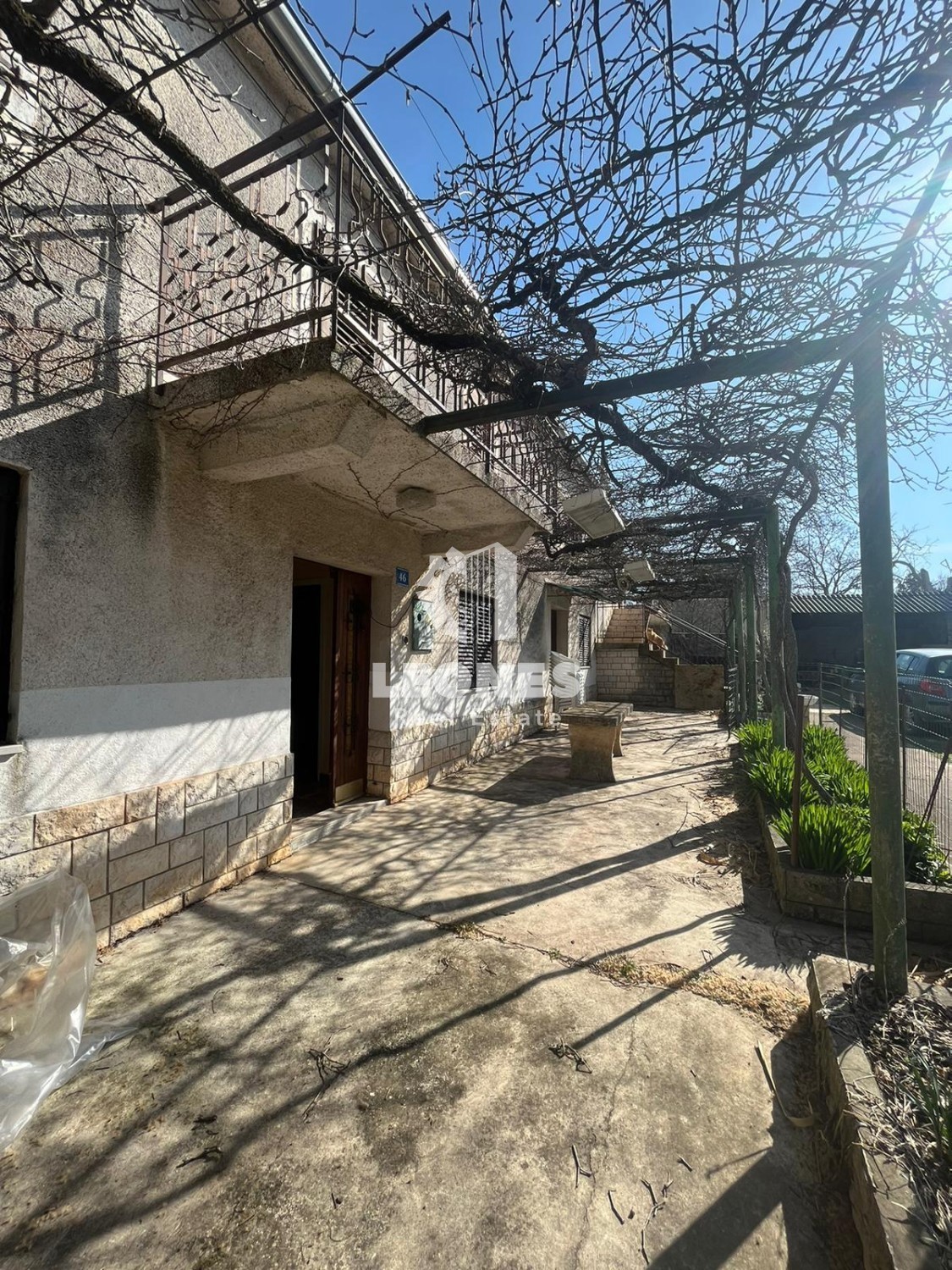 Casa in pietra con grande potenziale nelle vicinanze di Buie