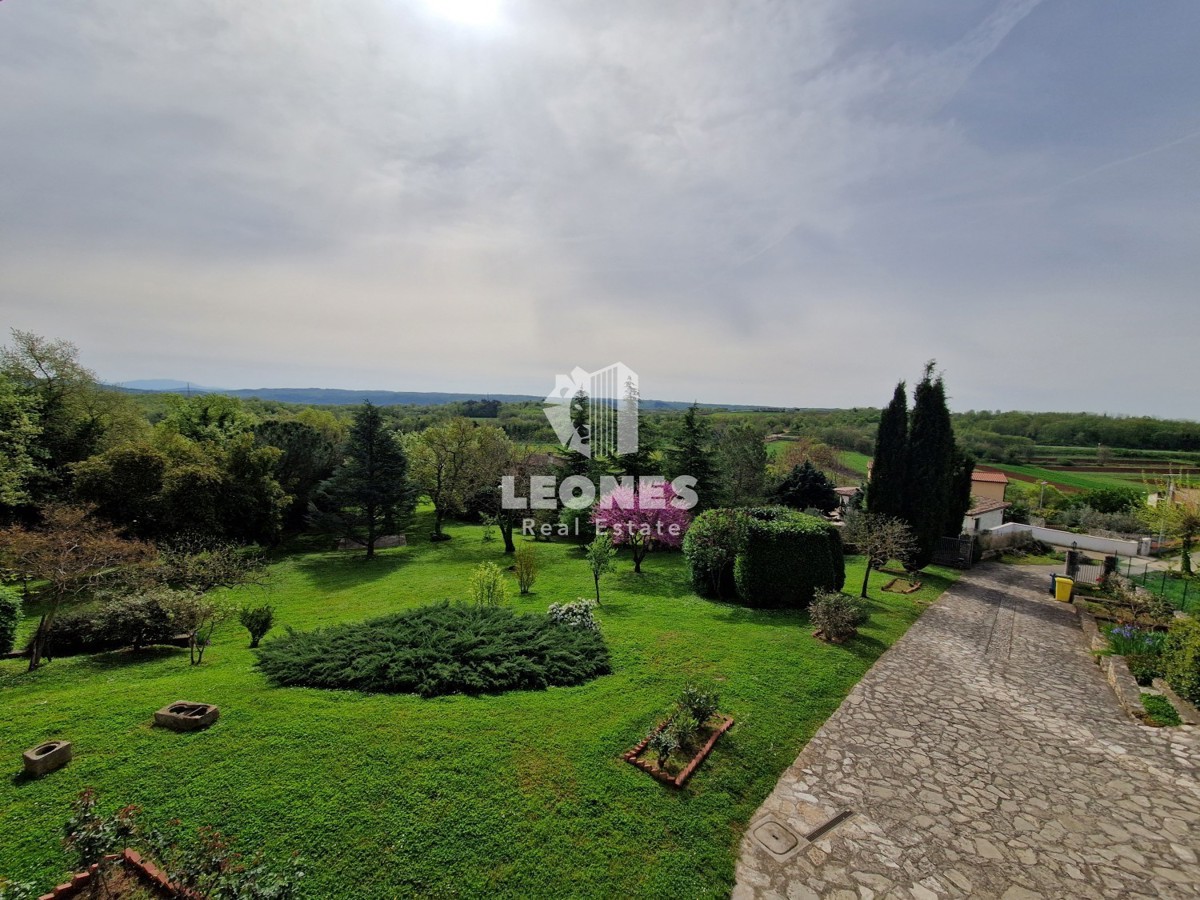 Proprietà con vista sulla natura ai dintorni di Brtonigla - Verteneglio