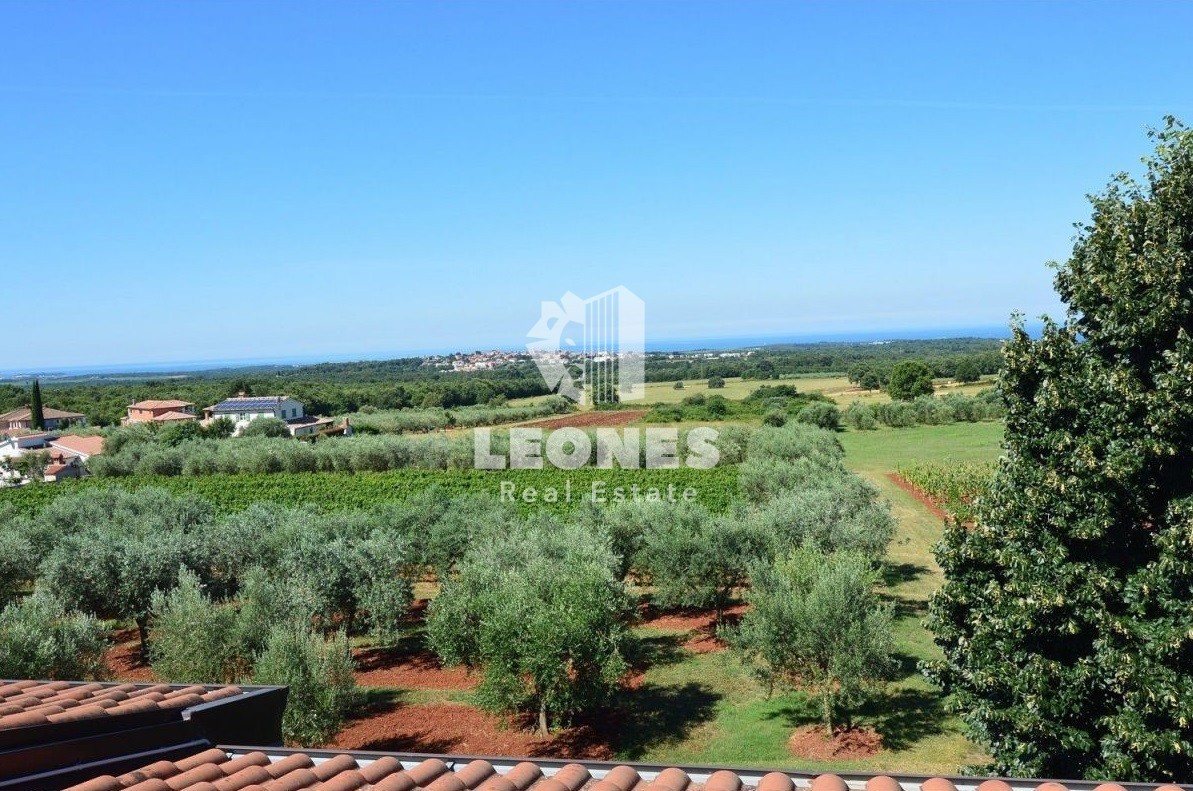 Appartamento su due piani con vista mare nelle vicinanze di Tar - Torre