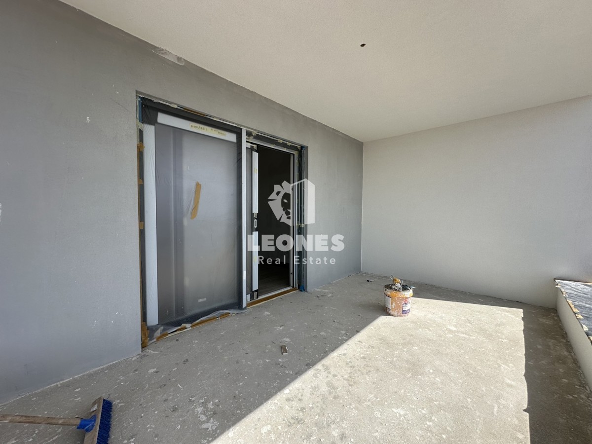 Moderno appartamento in un nuovo edificio di qualità con vista mare a Cittanova