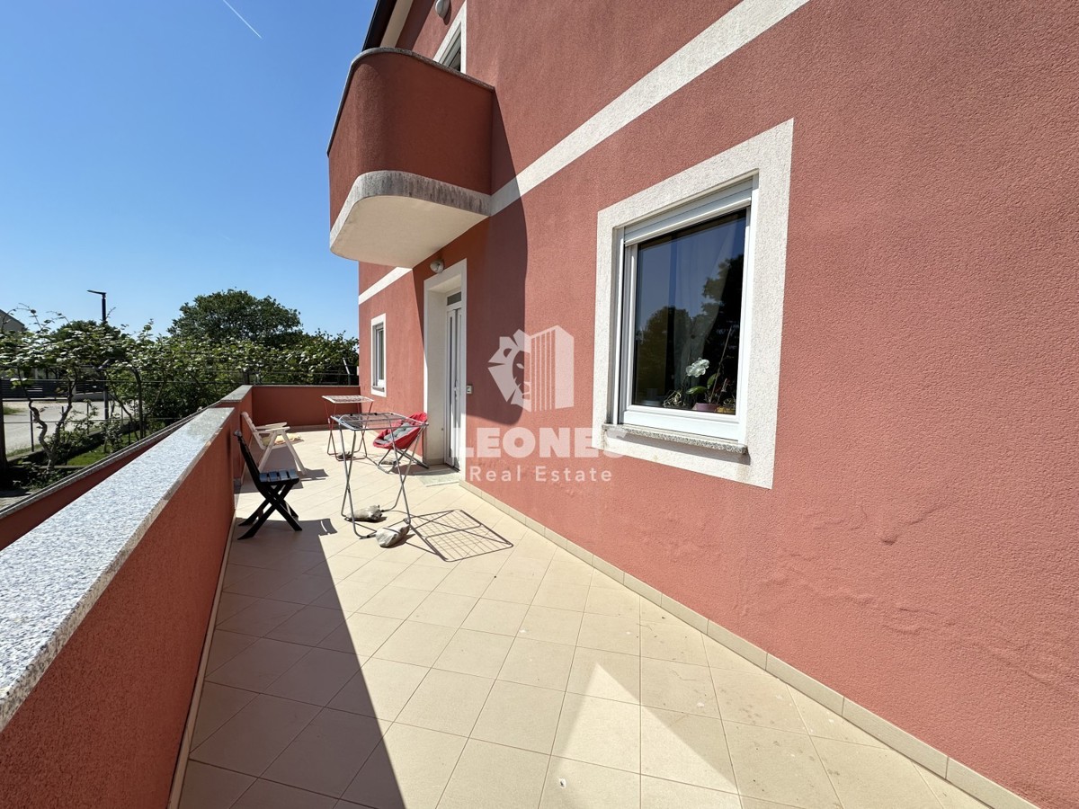 Casa indipendente con terreno edificabile a Verteneglio