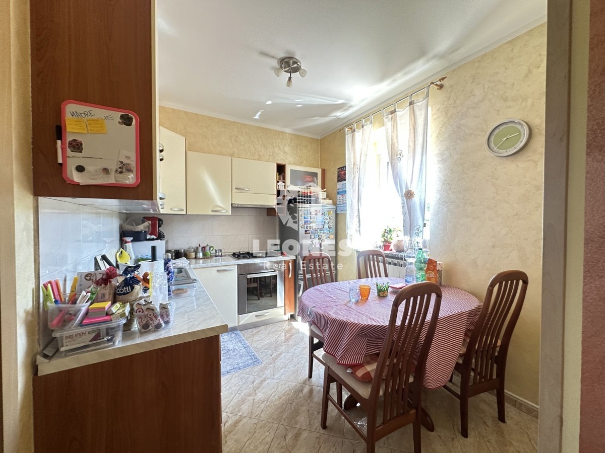 Casa indipendente con terreno edificabile a Verteneglio