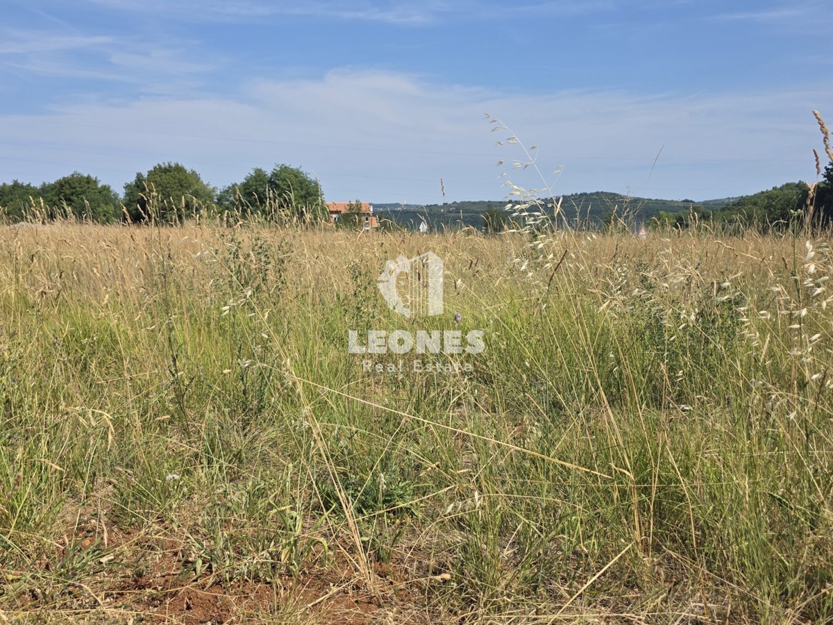 Terreno edificabile vicino a Kaštel