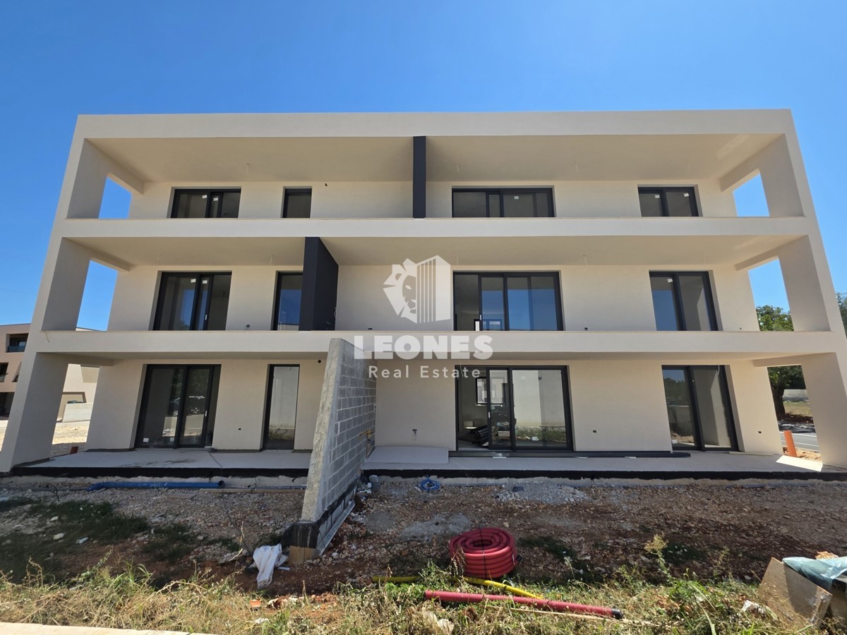 Moderno appartamento in un nuovo edificio vicino a Umag - Umago