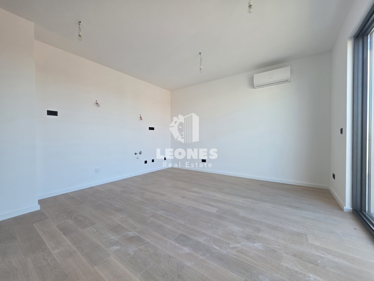 Appartamento con ascensore in un edificio di nuova costruzione di qualità a Umag - Umago