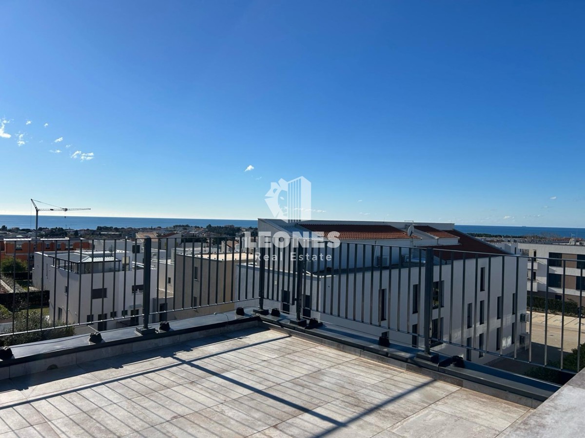 Esclusivo appartamento con vista panoramica sul mare a Novigrad