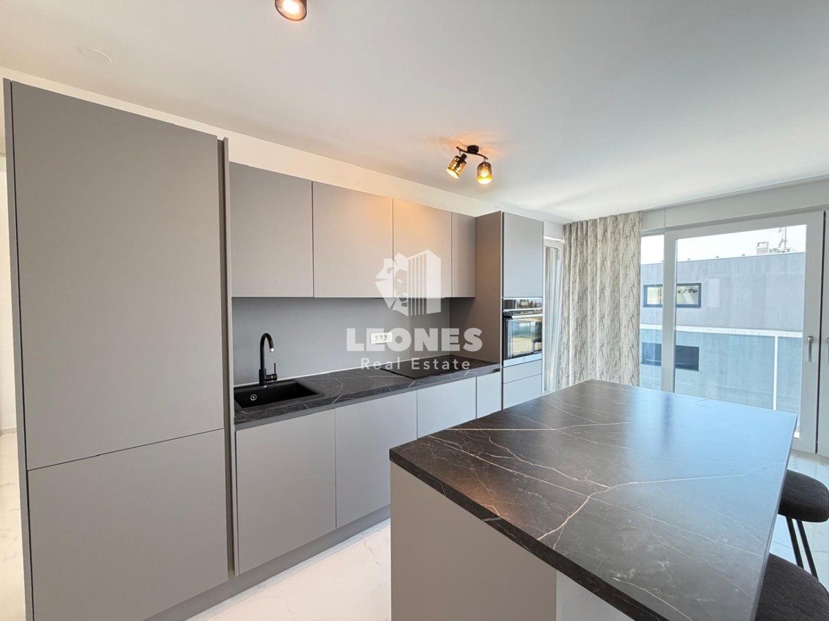 Esclusivo appartamento con vista panoramica sul mare a Novigrad