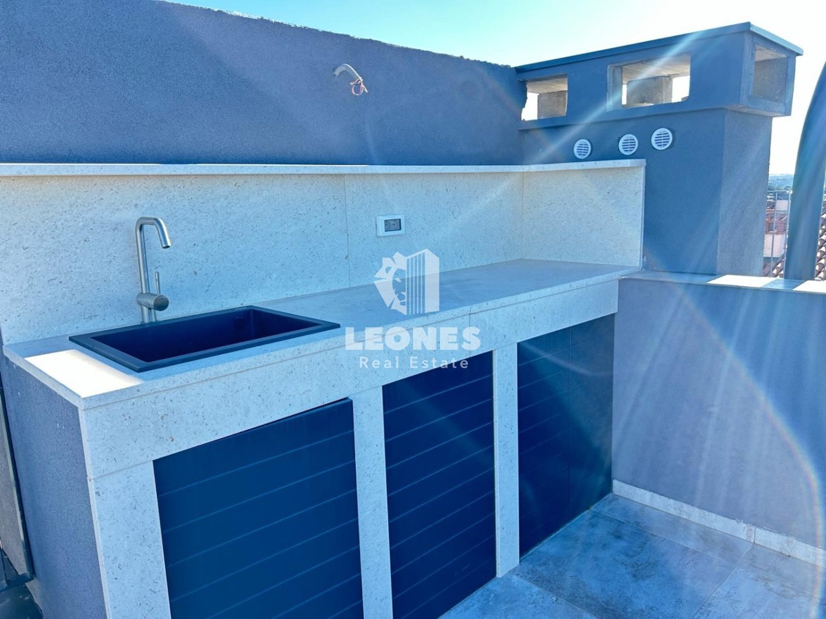 Esclusivo appartamento con vista panoramica sul mare a Novigrad