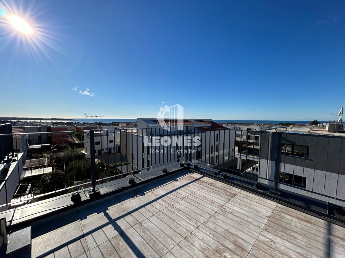 Esclusivo appartamento con vista panoramica sul mare a Novigrad
