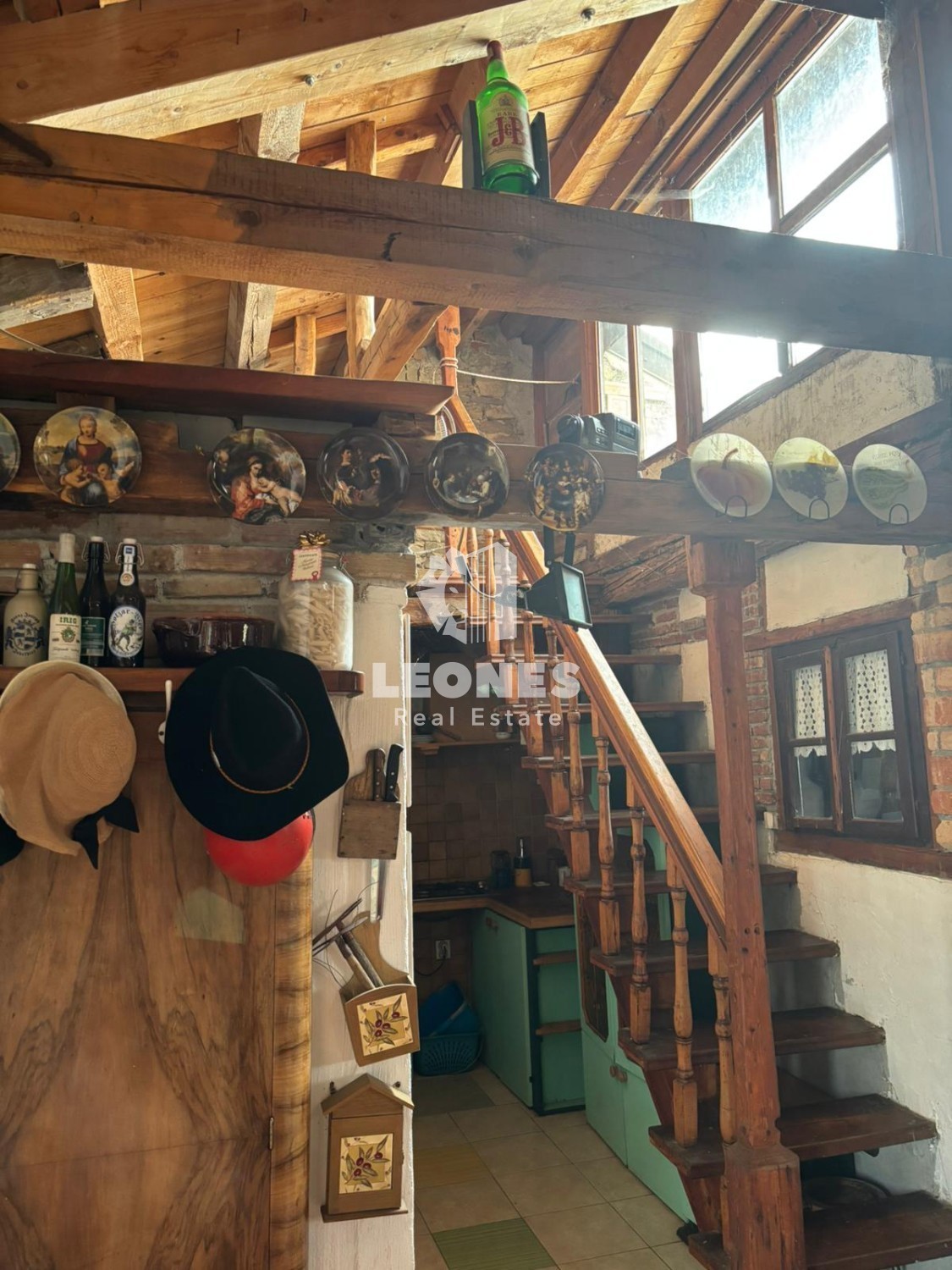 Bellissima casa indipendente in pietra vicino a Buje con vista mare