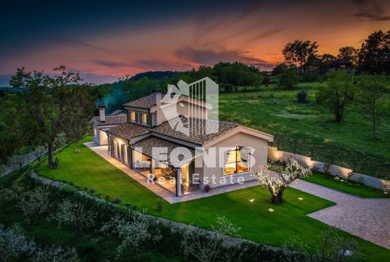 Meravigliosa villa con vista aperta nei dintorni di Grožnjan - Grisignana