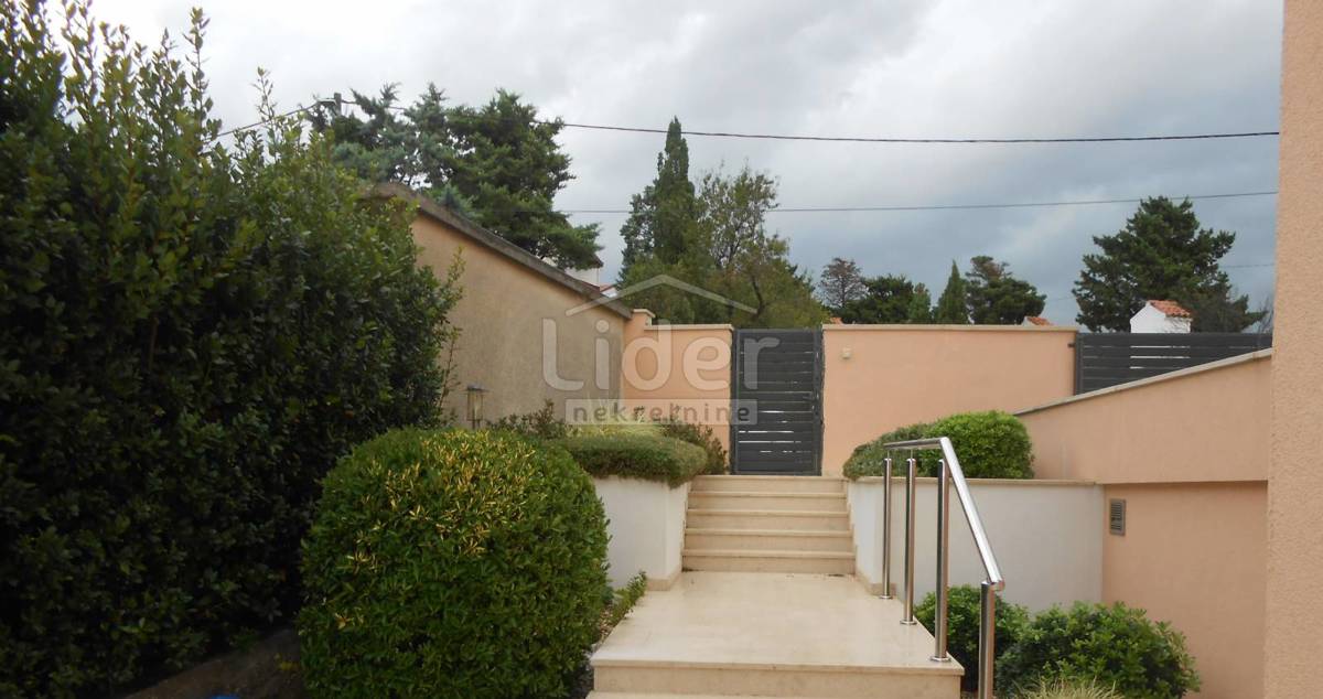 NOVI VINODOLSKI Ottima villetta vicino al mare