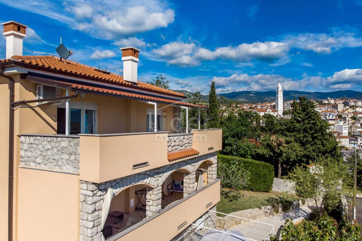 NOVI VINODOLSKI Ottima villetta vicino al mare