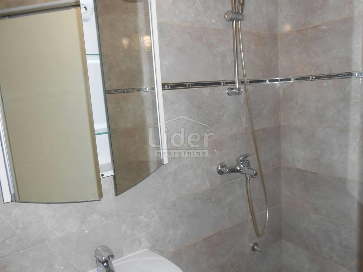 NOVI VINODOLSKI Ottima villetta vicino al mare