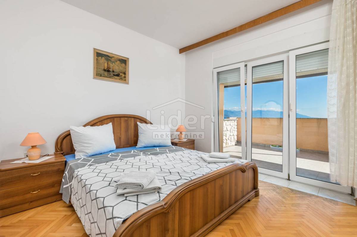 NOVI VINODOLSKI Ottima villetta vicino al mare