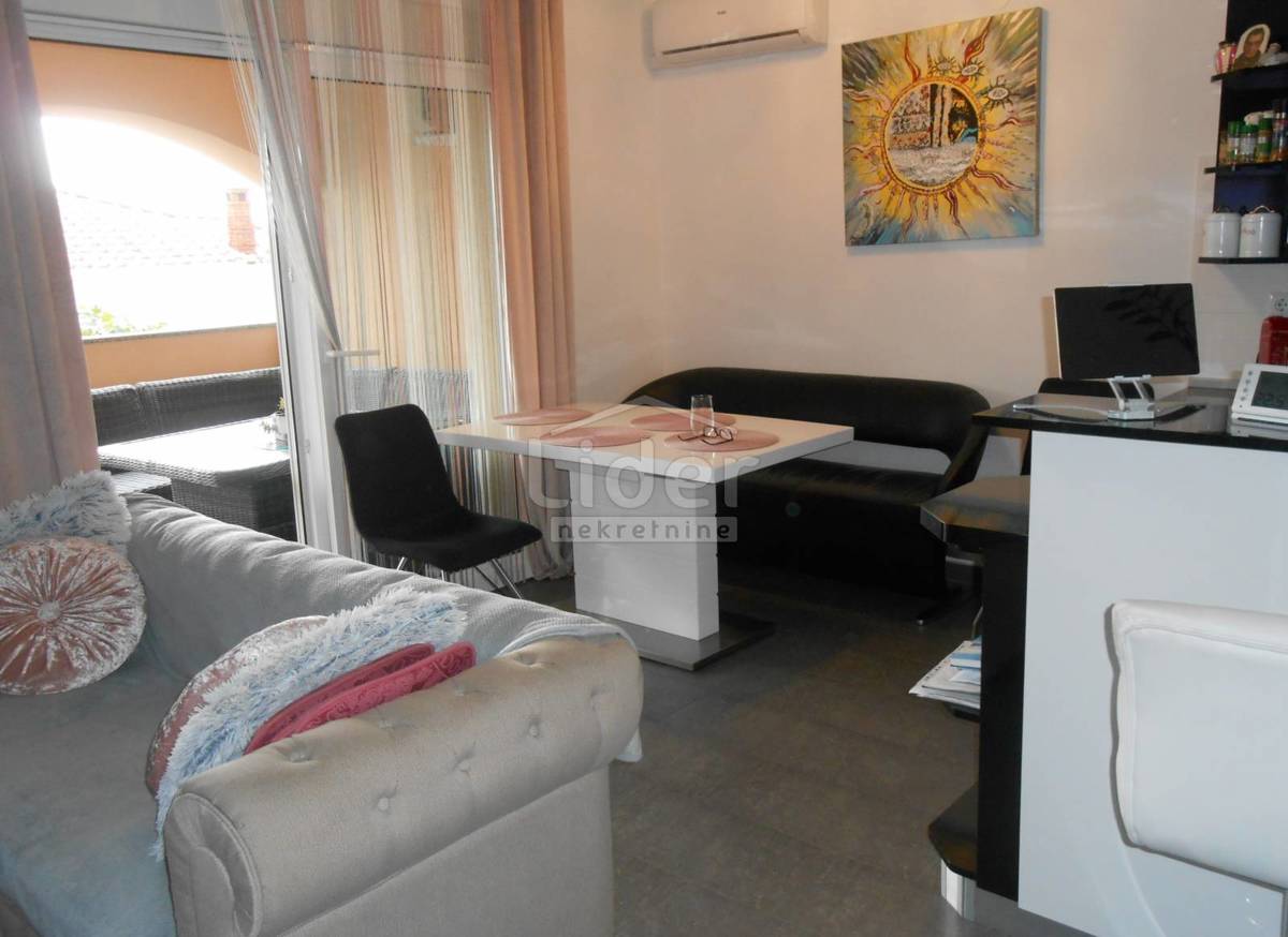 NOVI VINODOLSKI Ottima villetta vicino al mare