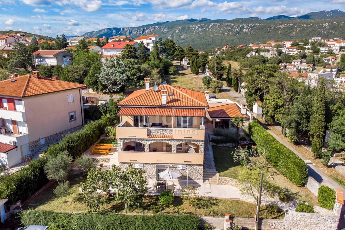 NOVI VINODOLSKI Ottima villetta vicino al mare