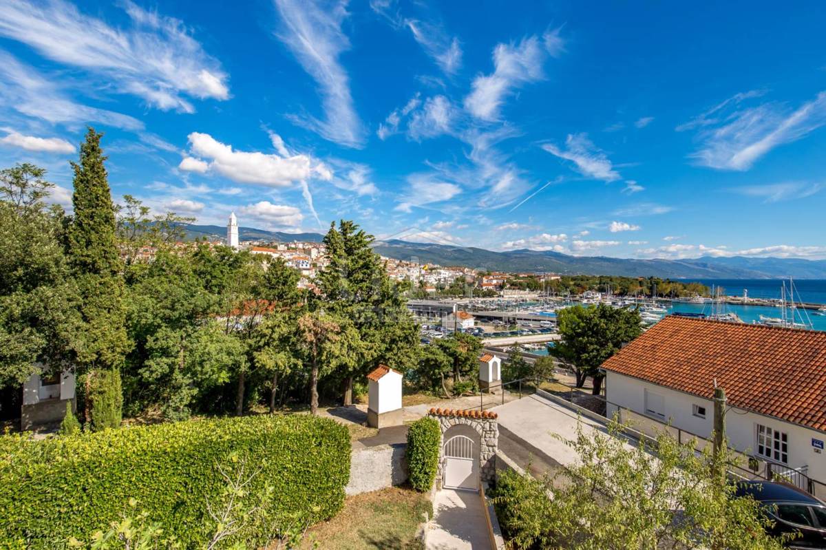 NOVI VINODOLSKI Ottima villetta vicino al mare