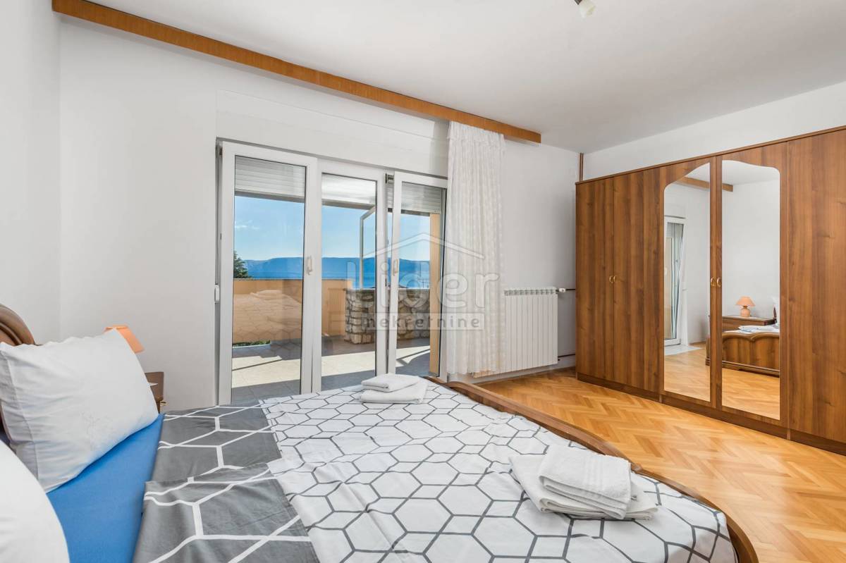 NOVI VINODOLSKI Ottima villetta vicino al mare