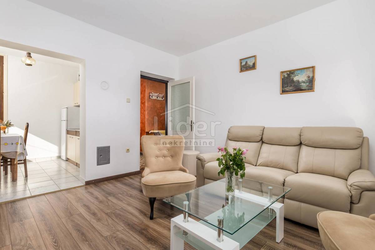 NOVI VINODOLSKI Ottima villetta vicino al mare