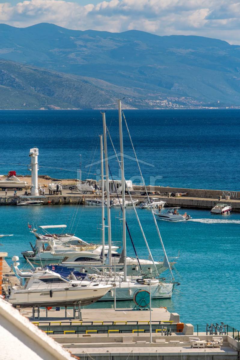 NOVI VINODOLSKI Ottima villetta vicino al mare