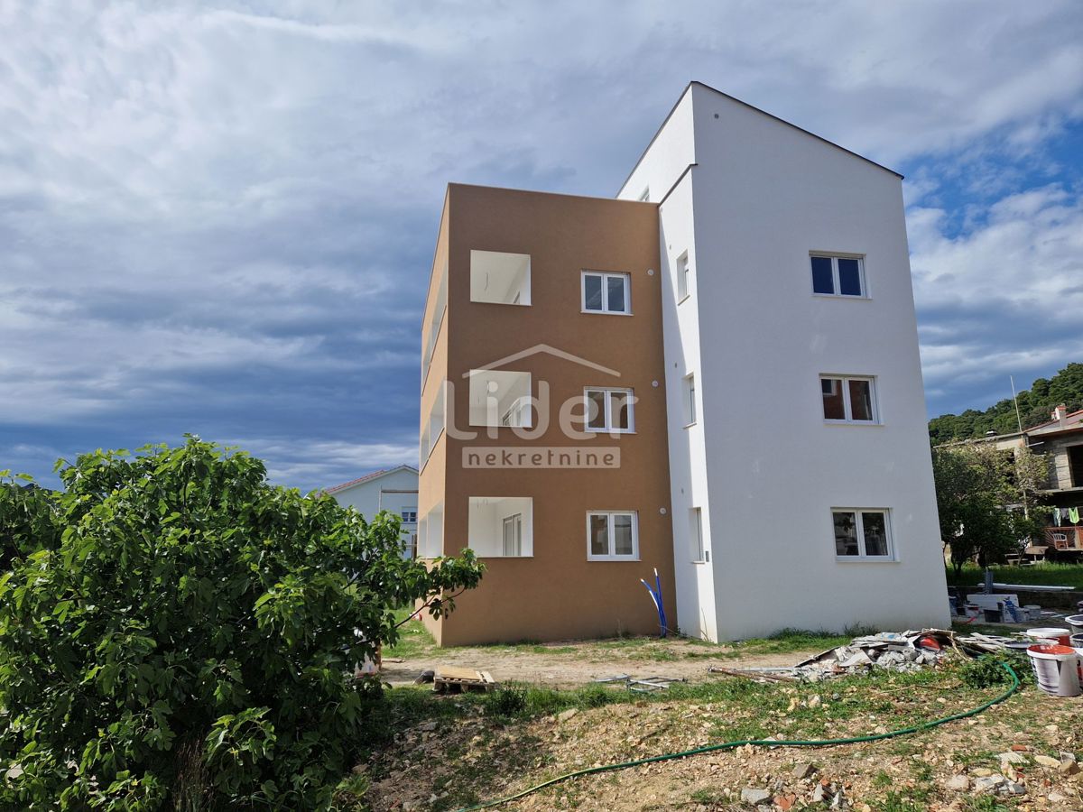 Appartamento per vacanze Palit, Rab, 75m2