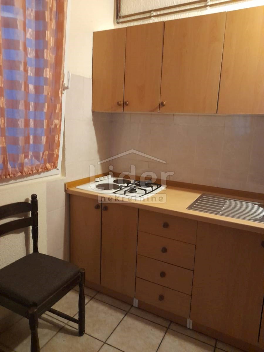 Appartamento Zamet, Rijeka, 79m2