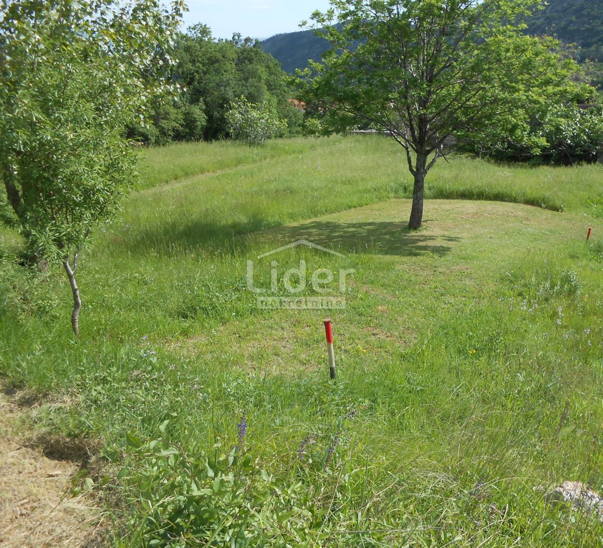 BRIBIR Terreno edificabile di 701 m2
