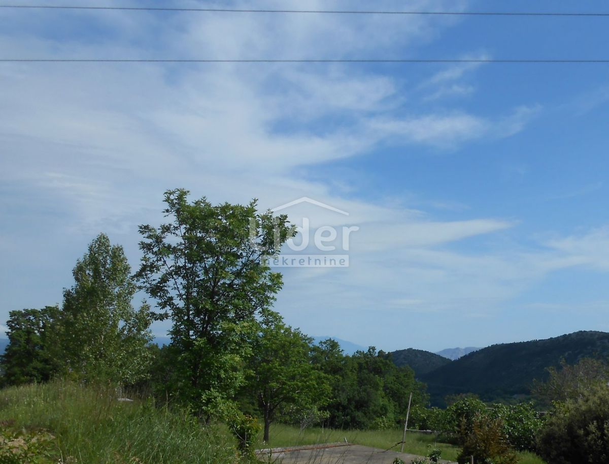 BRIBIR Terreno edificabile di 701 m2