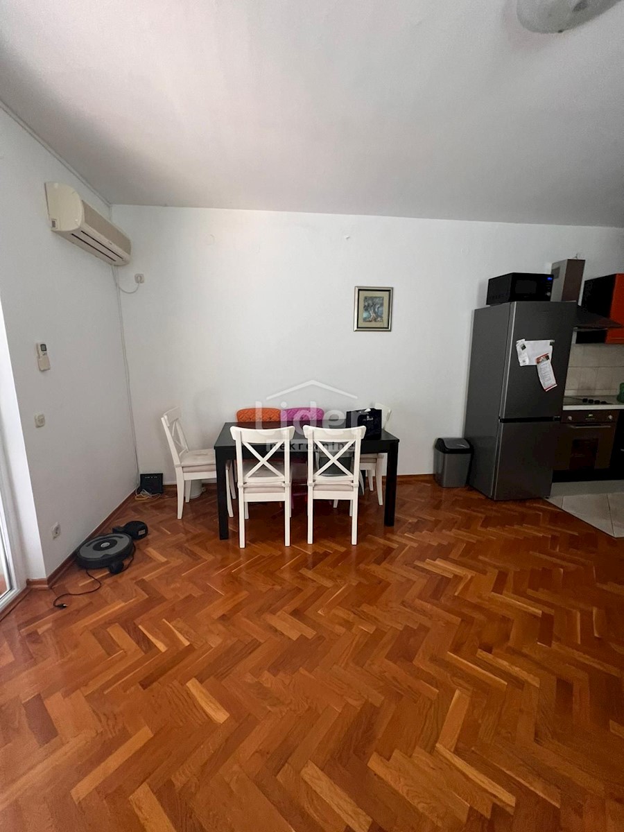 Appartamento per vacanze Barbat na Rabu, Rab, 64m2