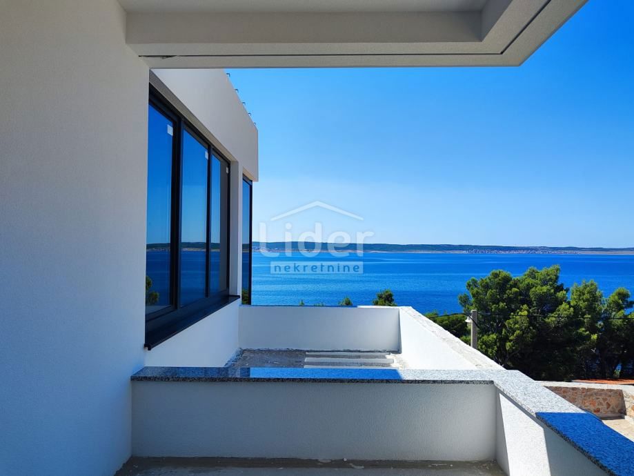 Starigrad, Villa moderna con piscina e vista sul mare aperto