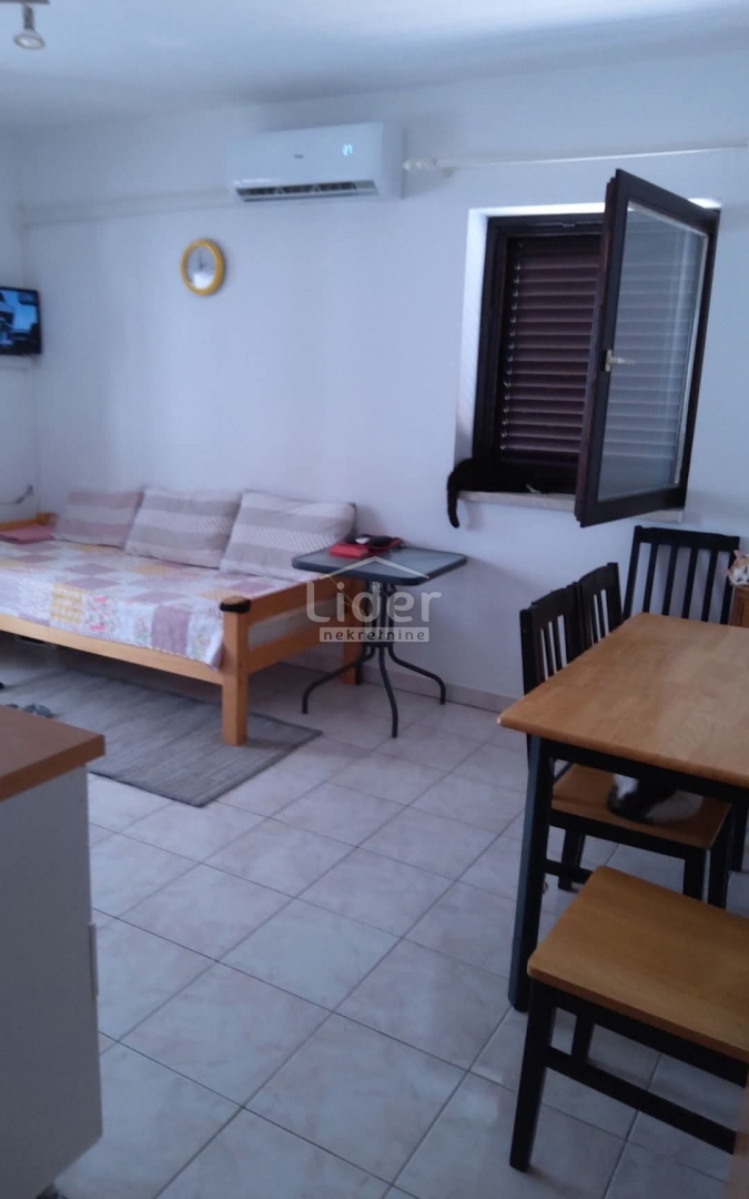 Appartamento per vacanze Novalja, 40,75m2