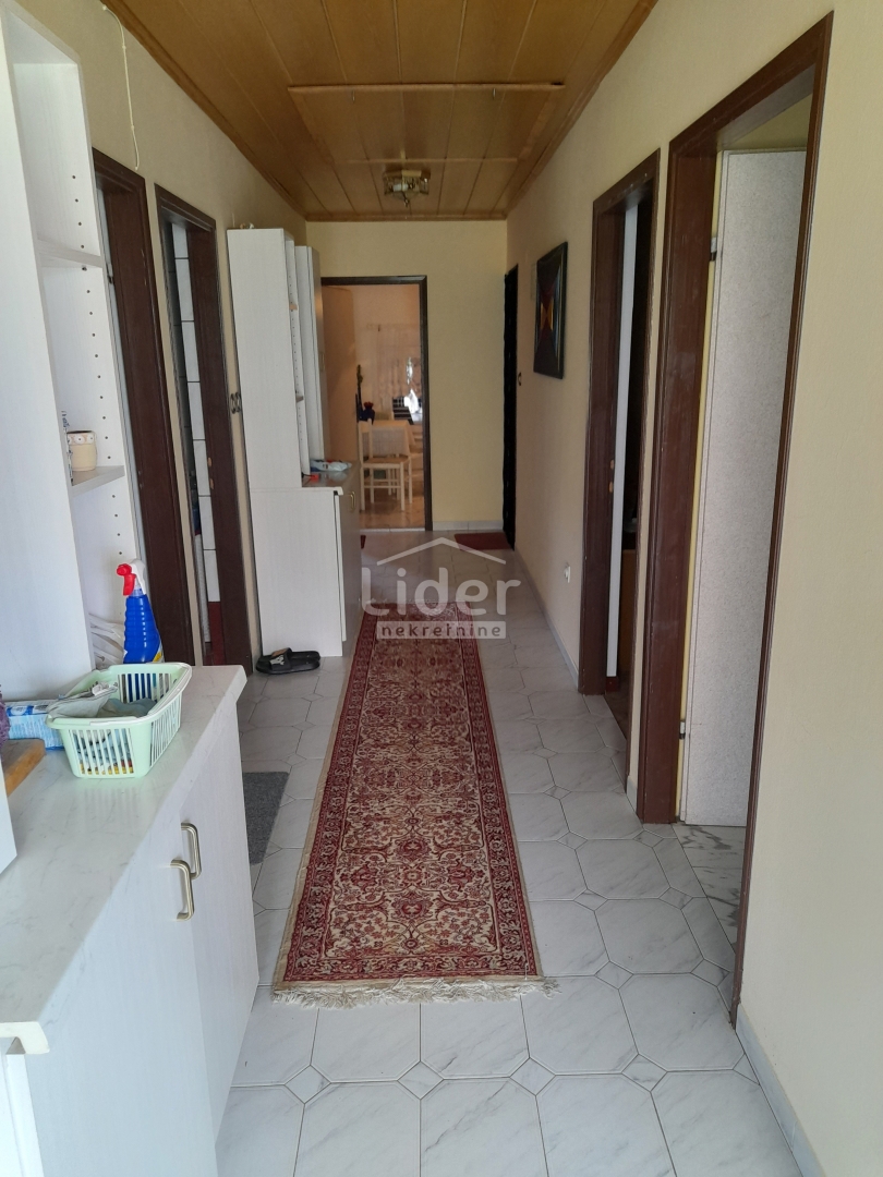 Appartamento per vacanze Banjol, Rab, 100m2