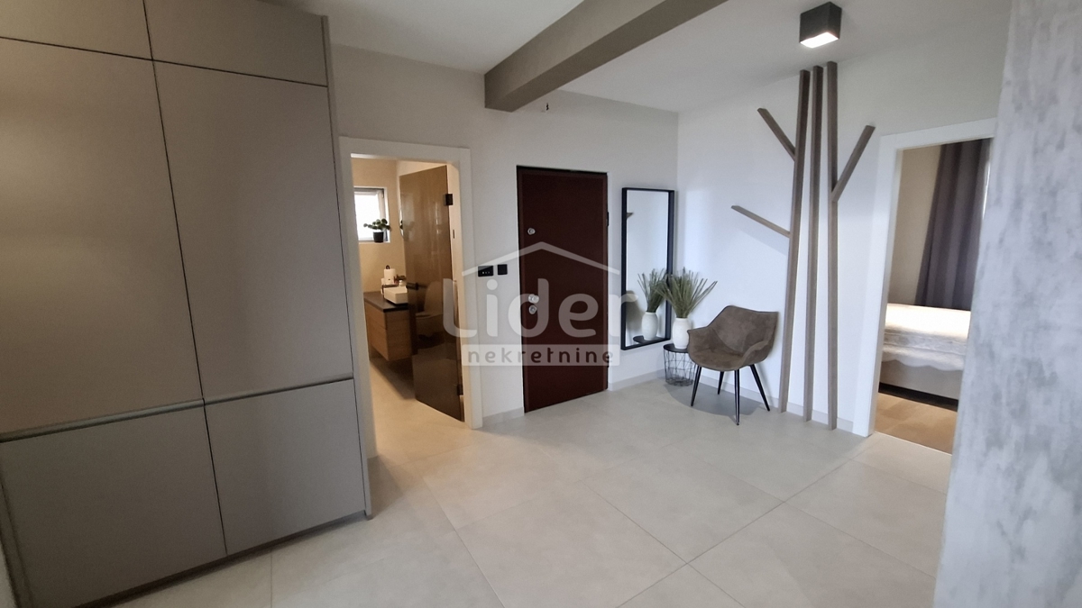 Appartamento Pehlin, Rijeka, 201m2