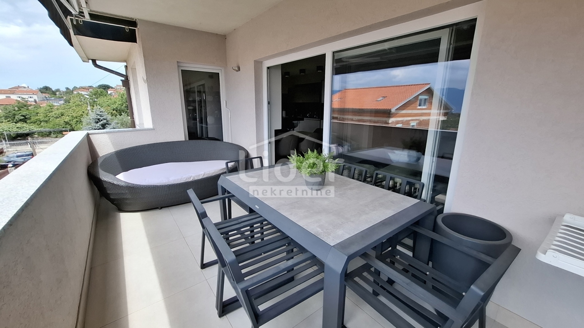 Appartamento Pehlin, Rijeka, 201m2