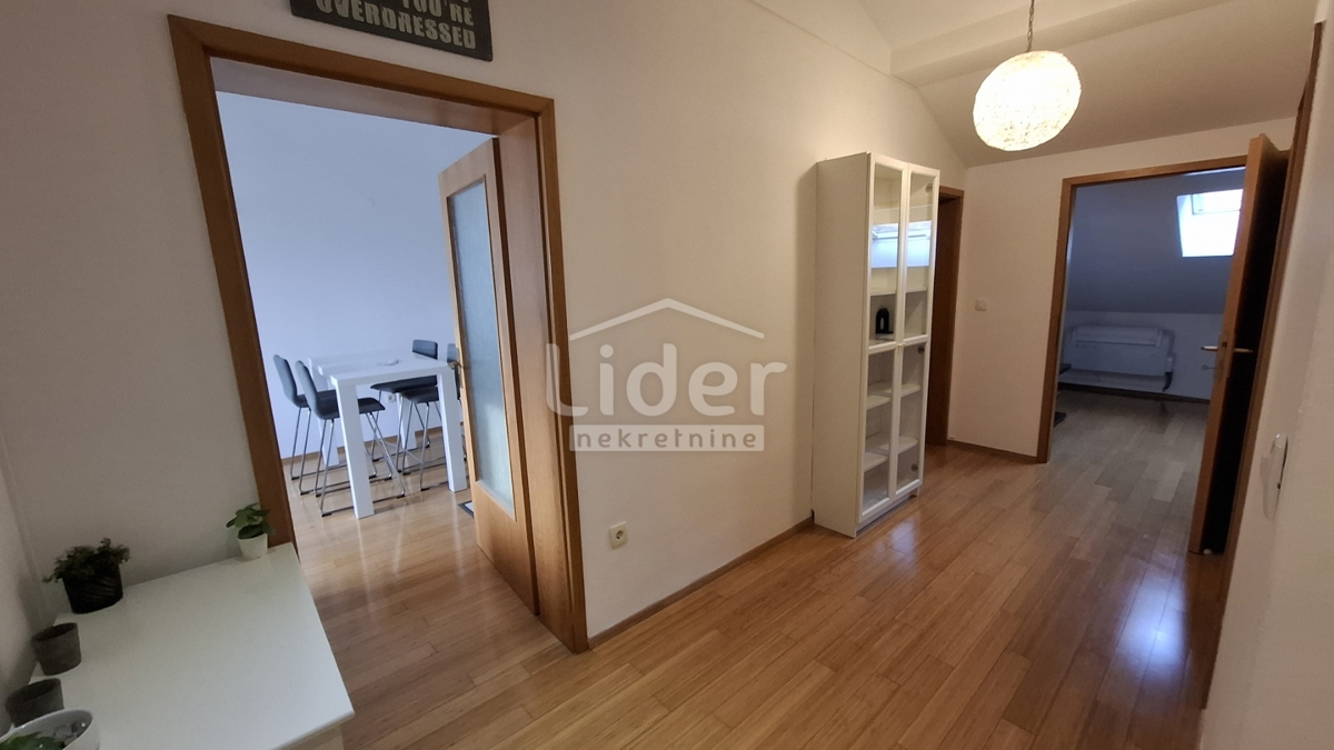 Appartamento Pobri, Opatija - Okolica, 77m2