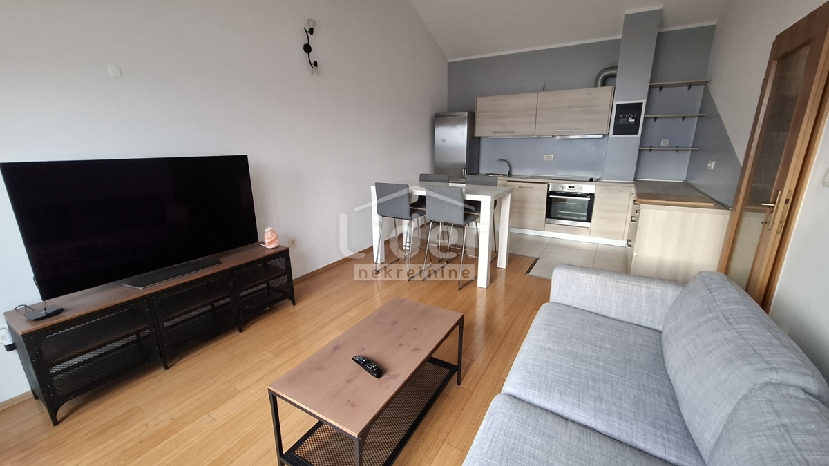 Appartamento Pobri, Opatija - Okolica, 77m2