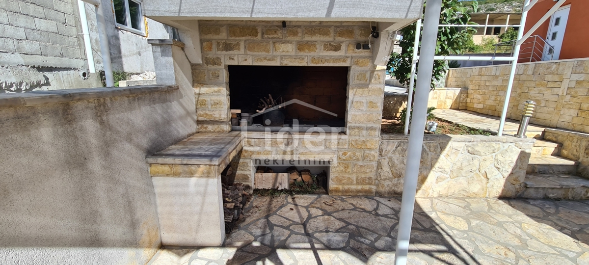 Casa Kruševo, Obrovac, 220m2