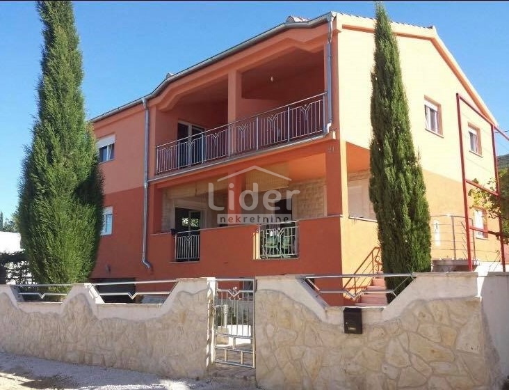 Casa Kruševo, Obrovac, 220m2