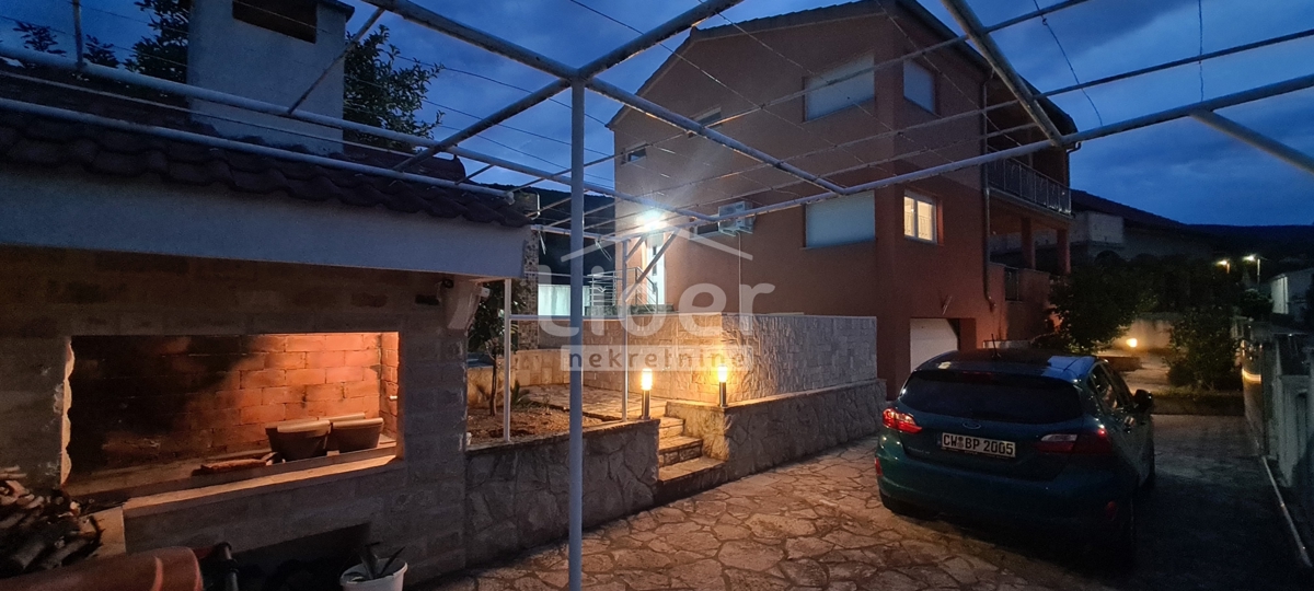 Casa Kruševo, Obrovac, 220m2