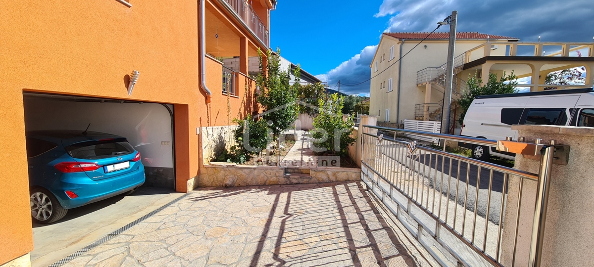 Casa Kruševo, Obrovac, 220m2