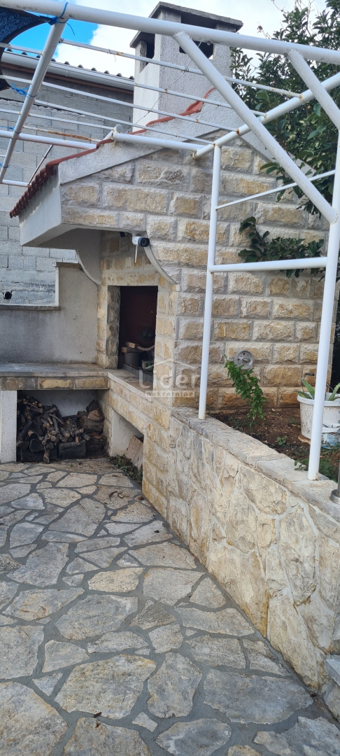 Casa Kruševo, Obrovac, 220m2