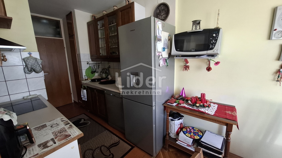 Appartamento Zamet, Rijeka, 73m2