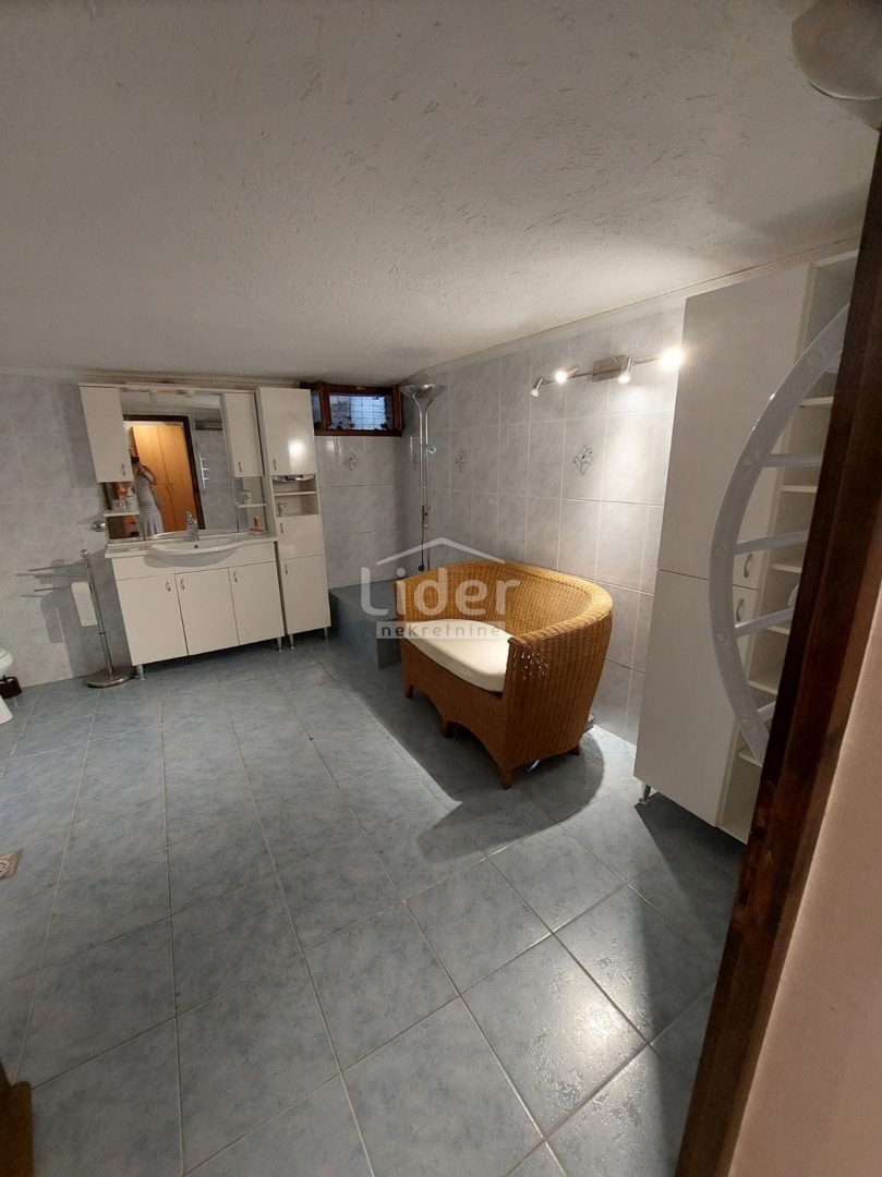 Casa Omišalj, 152m2