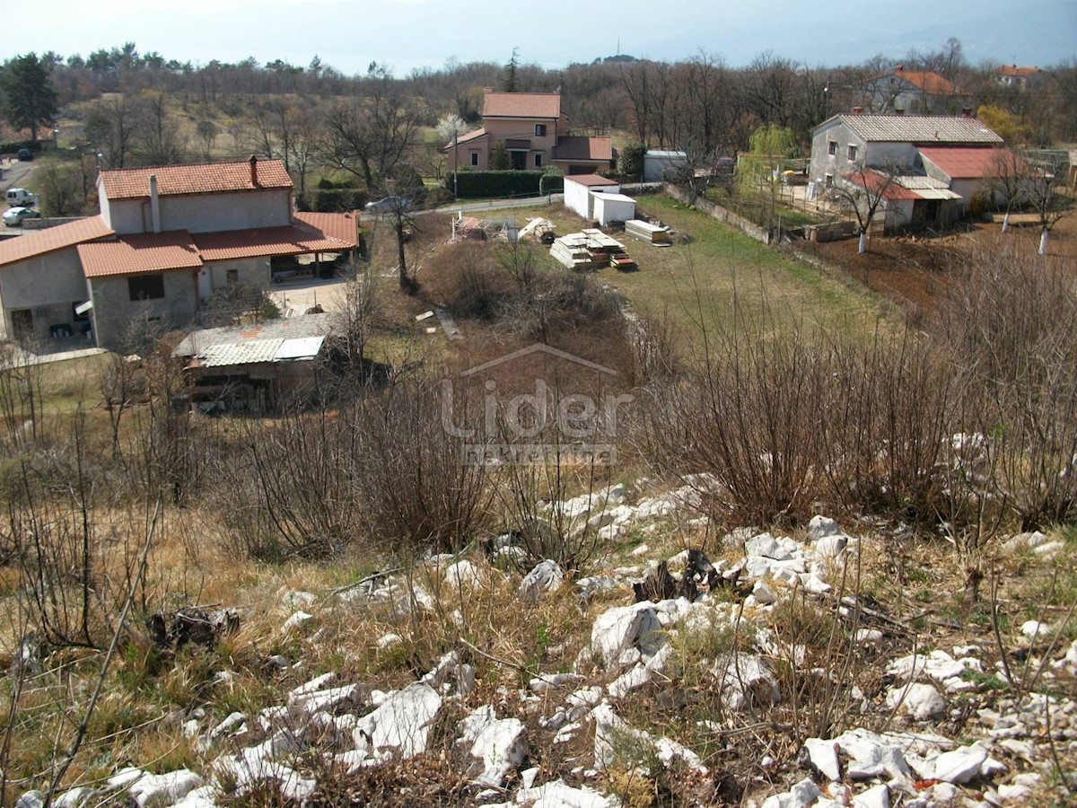 Terreno Gornja Drenova, Rijeka, 1.942m2