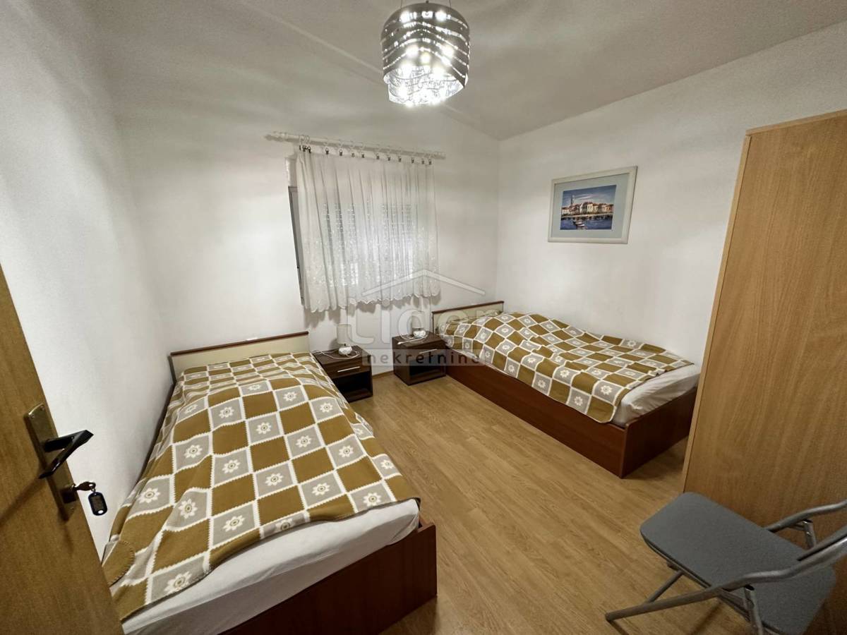 Casa Kruševo, Obrovac, Šušnjar 1, 187m2