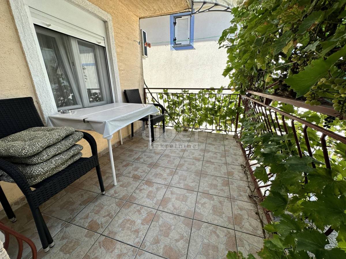 Casa Kruševo, Obrovac, Šušnjar 1, 187m2