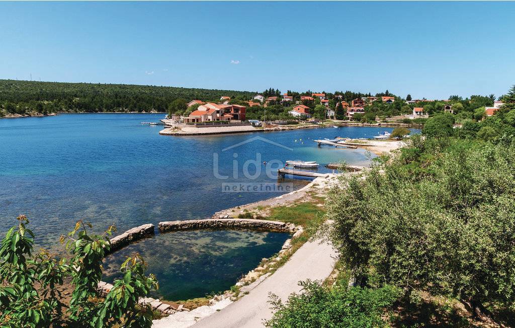 Casa Kruševo, Obrovac, 353m2