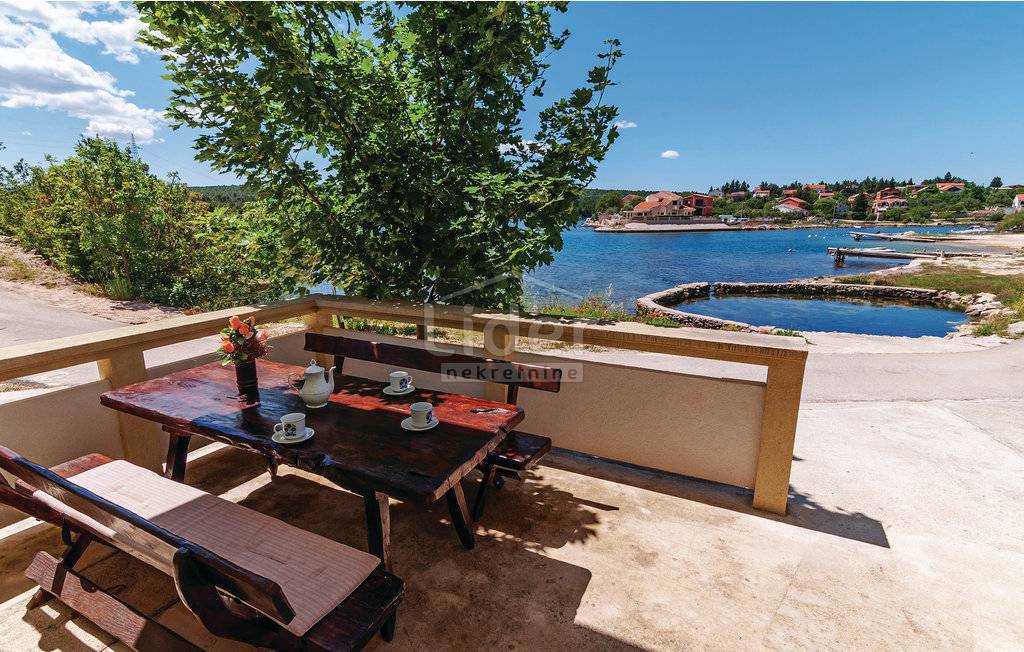 Casa Kruševo, Obrovac, 353m2