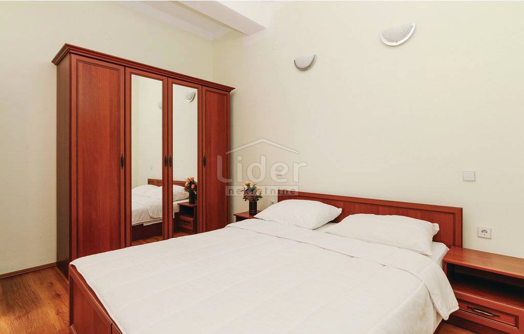 Casa Kruševo, Obrovac, 353m2